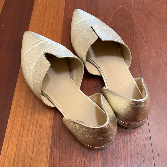 Vince Gold Leather Pointed D’orsay Flats - Picture 3 of 13
